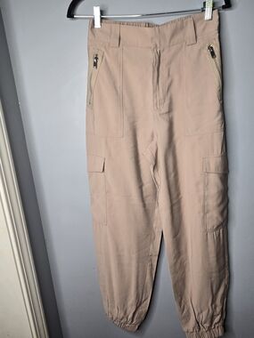 Forever 21 Women’s Medium Taupe Cargo Jogger Pants Zip Pockets Utility NWT